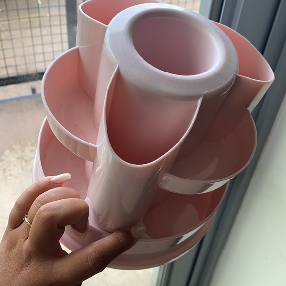 Multi-Use Spinning Container - Picture 4 of 4